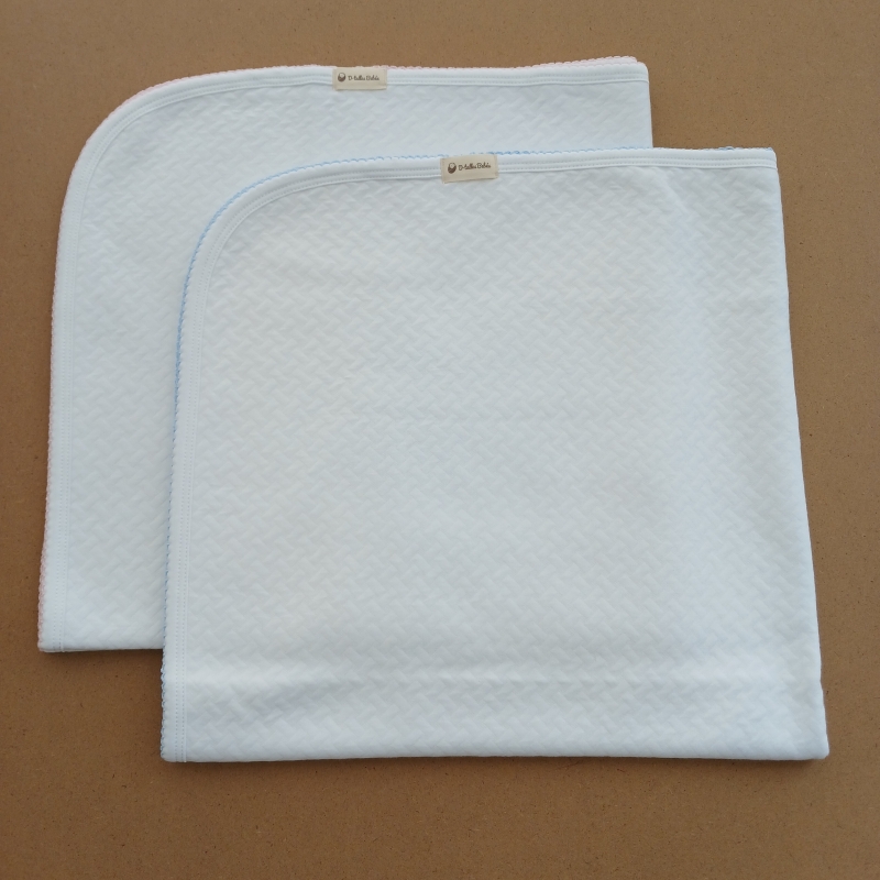 Mantas en Algodon Jacquard, delgadas y abrigadoras para cubrir al Bebe
